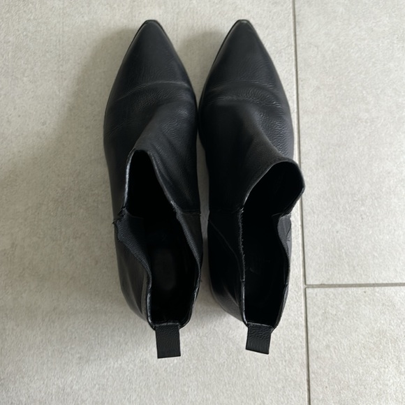 Marc Fisher Yale boots - Picture 7 of 8